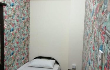 Partition for Executive Ladies and couples in Bur Dubai-Rolla Street